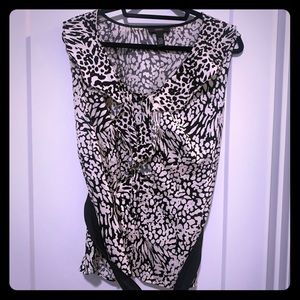 Alfani Women’s 16W Sleeveless Blouse